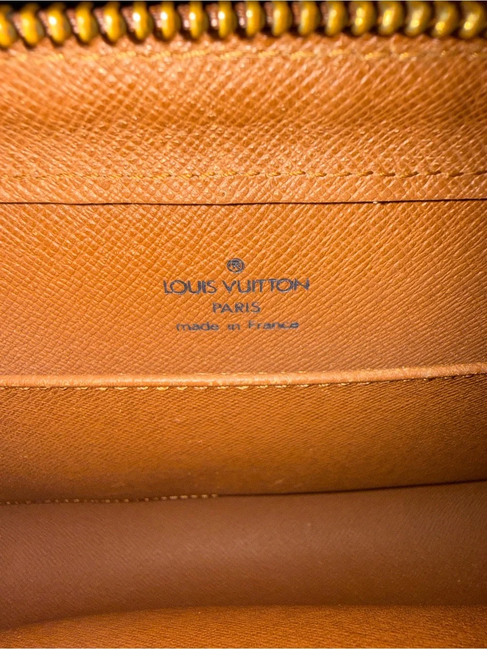 Louis Vuitton Authenticated 1997 Pochette Orsay